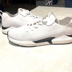 Gently used American Eagle men’s trainer sneakers